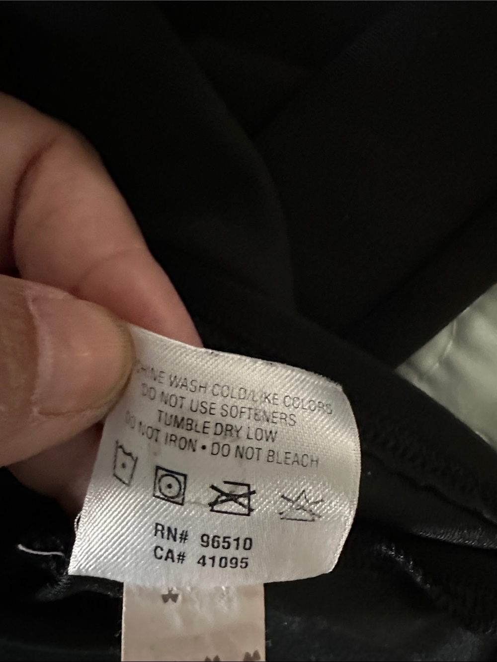 Under Armour Black Short Sleeve Performance Tee - Picture 5 of 5